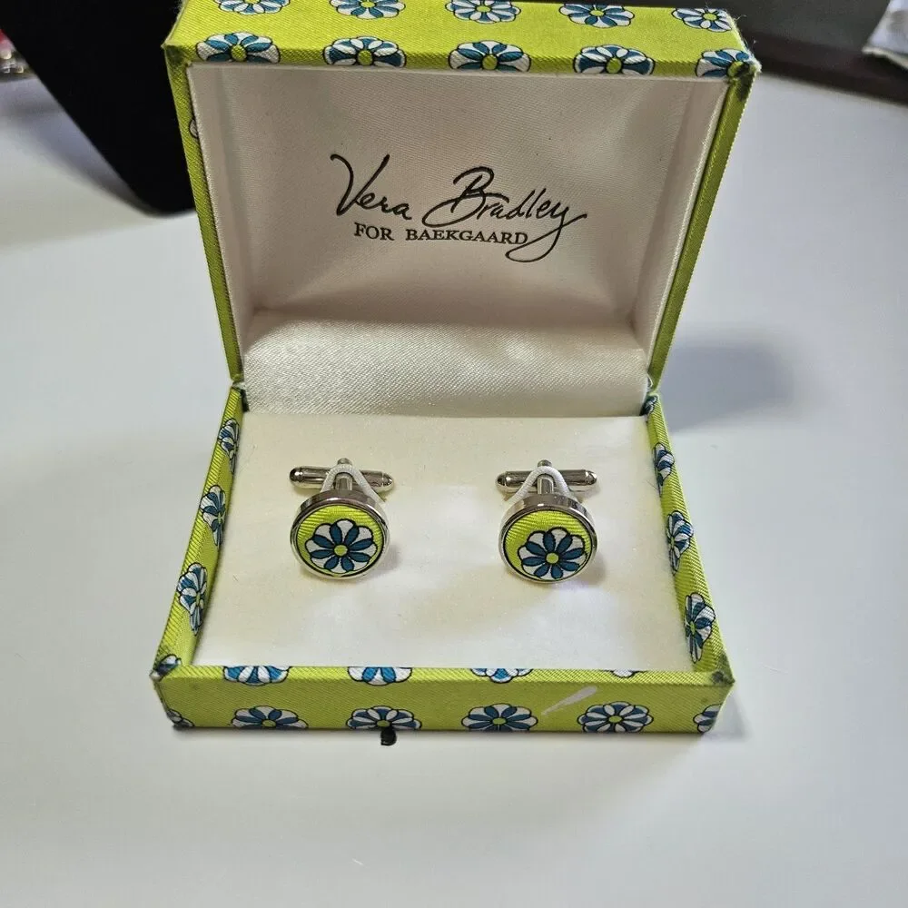 Vera Bradley product pair